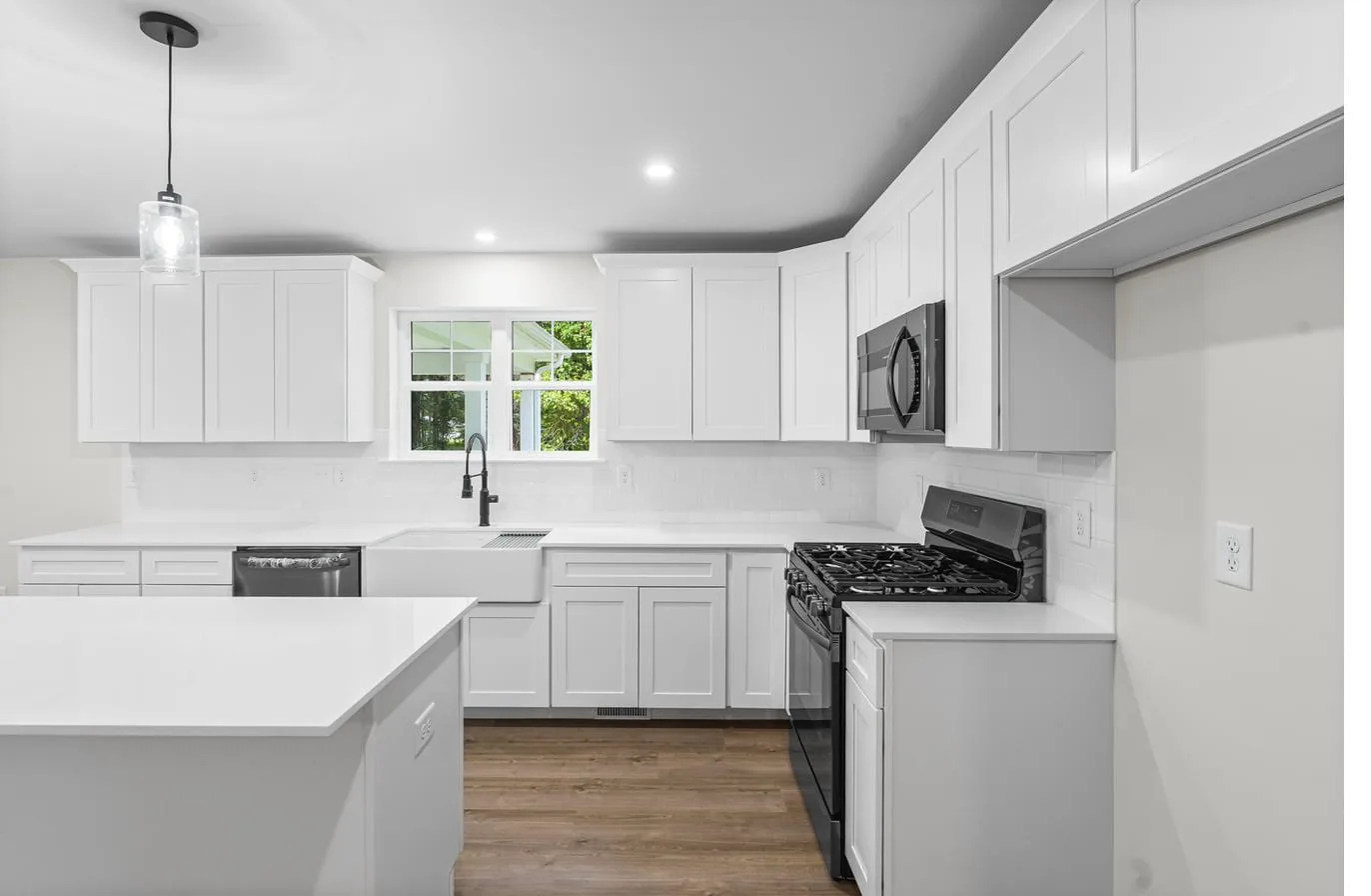 Lily model kitchen with farmhouse sink and stainless appliances — new construction Newfield NJ
