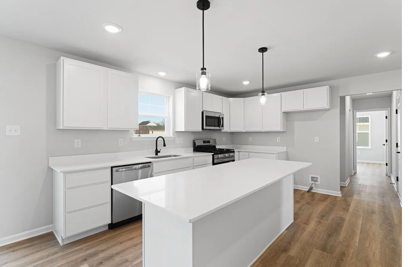 Isabella 2-Car interior