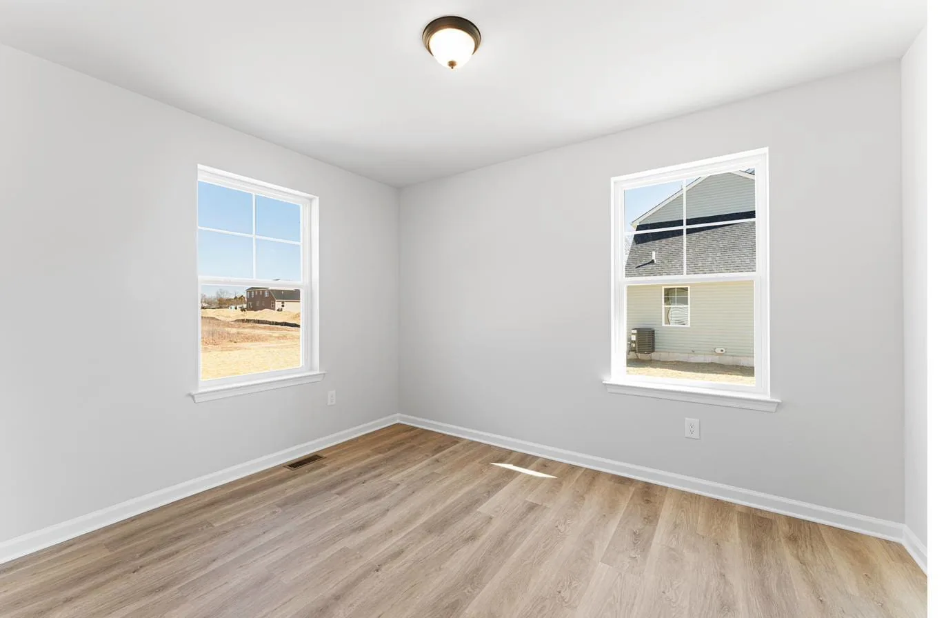 Isabella 2-Car interior