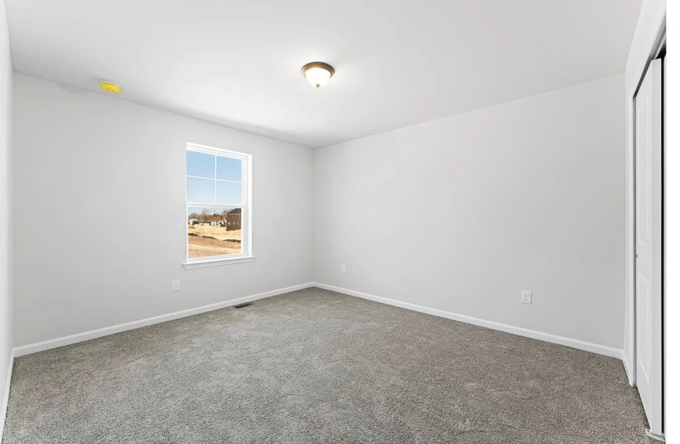 Isabella 2-Car interior