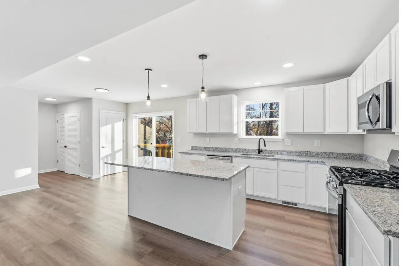 Chelsea 1-Car interior