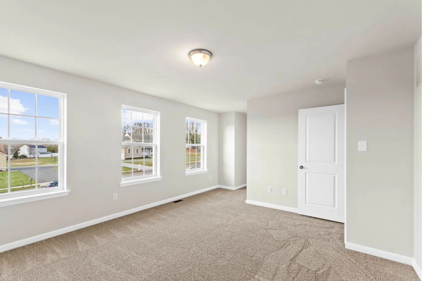 Chelsea 2-Car interior