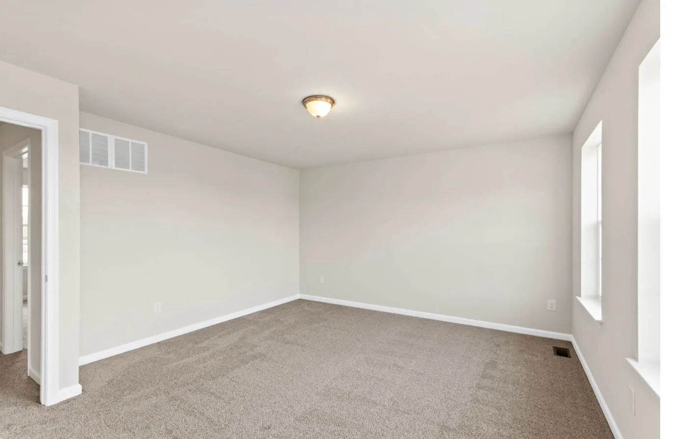 Chelsea 2-Car interior