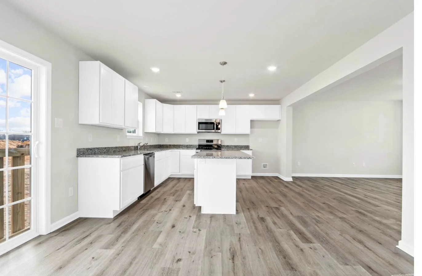 Chelsea 2-Car interior