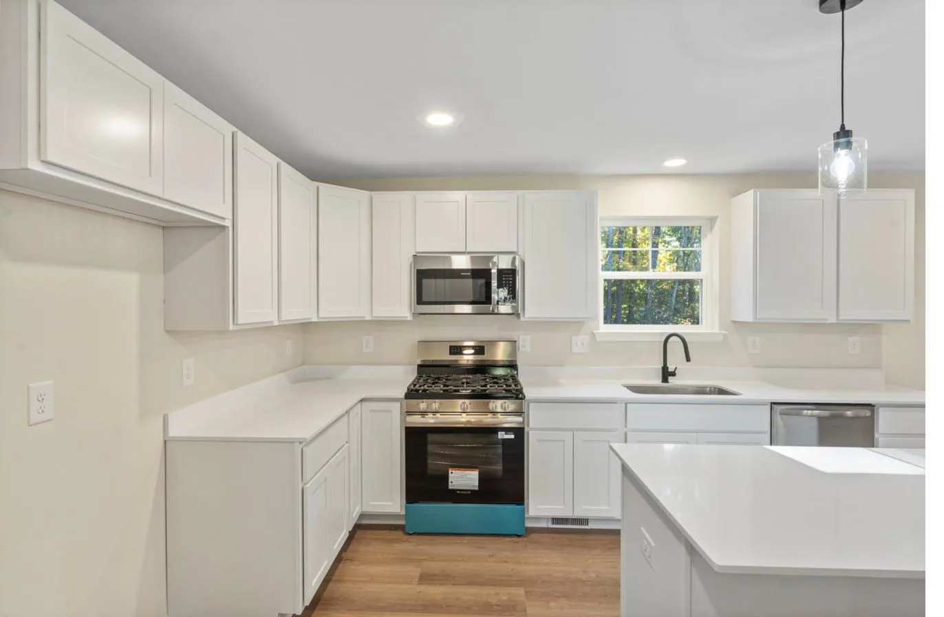 Isabella 1-car garage model master bedroom — new construction South Jersey