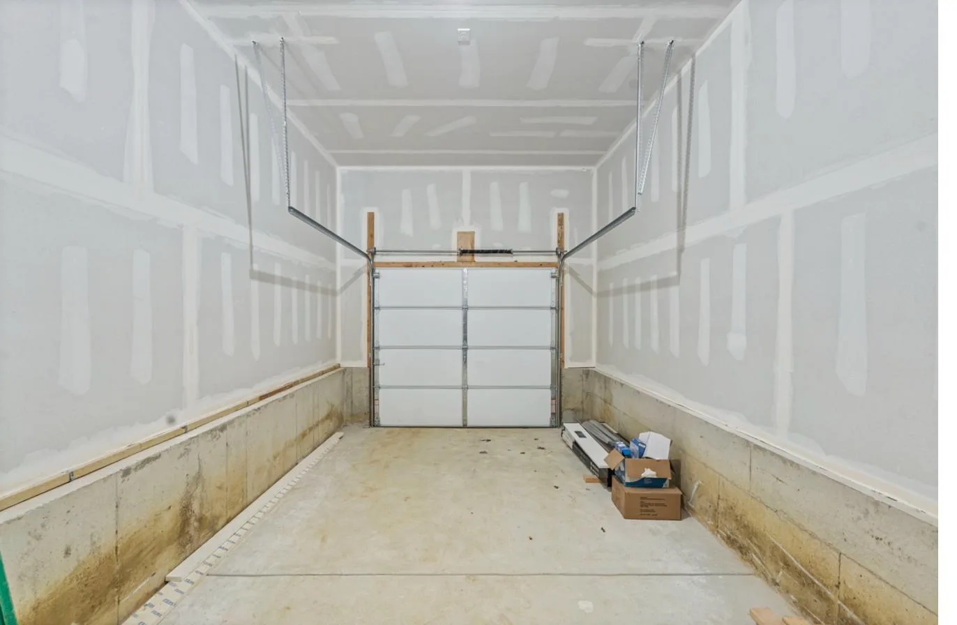 Isabella 1-Car interior