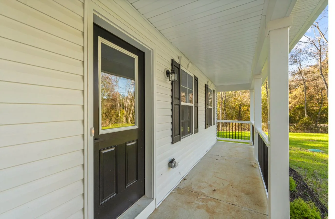 Isabella 1-Car interior